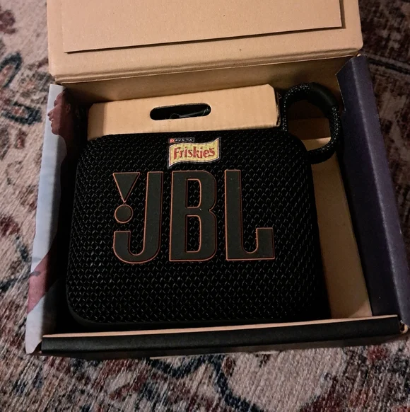 Friskies JBL Go 4 Bluetooth Speaker - Picture 1 of 2